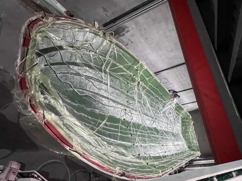 Процес вакуумної інфузії Lawada® для корпусу пасажирського судна довжиною 21,8 м – підвищення міцності, ефективності та довговічності